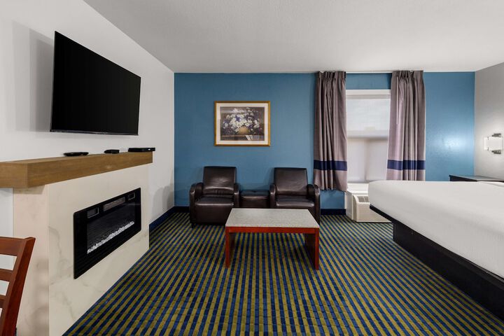 Room 14 of 32