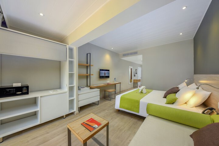 Room 21 of 95