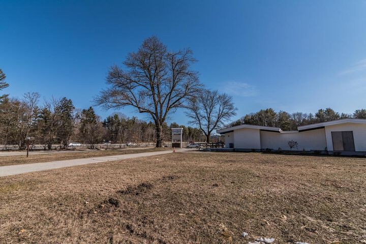 Property Grounds 16 of 30