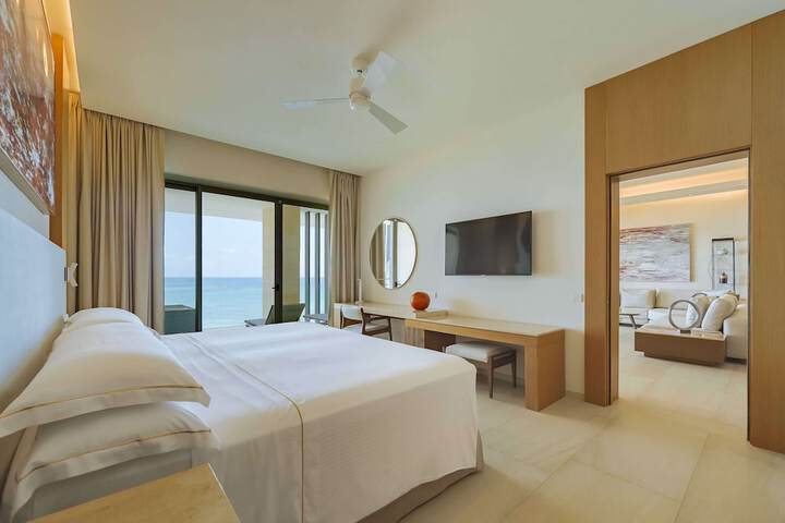 Room 12 of 86