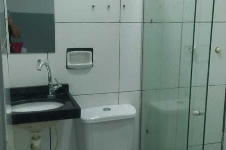 Room 8 of 9