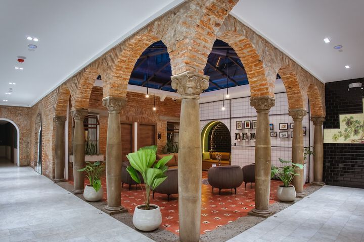 Wanderlot- Hotel Plaza Central in Riobamba