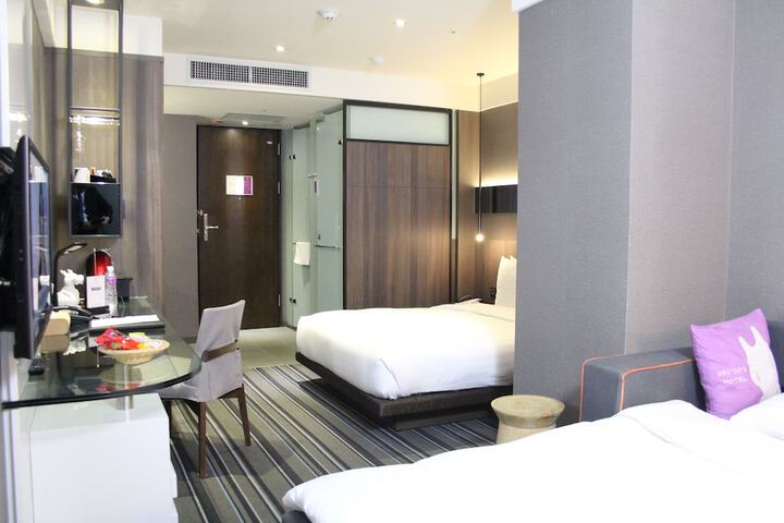 Room 42 of 108