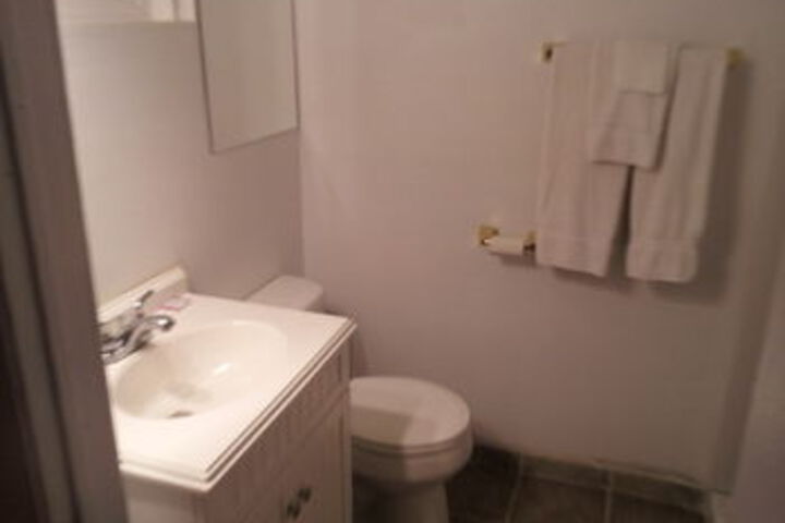 Room 2 of 20