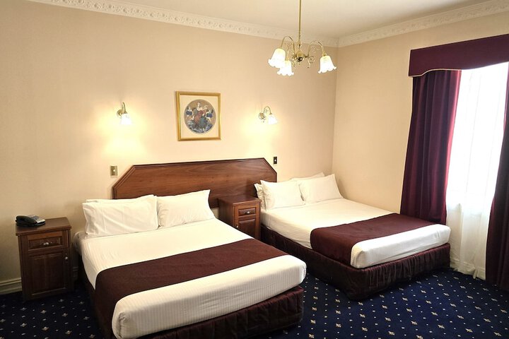 Room 16 of 42