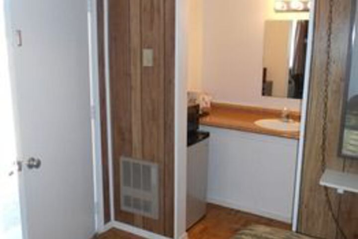 Room 8 of 35