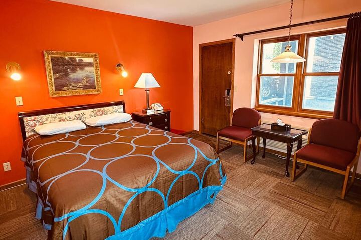 Classic 2 Queen Beds (21 of 21)