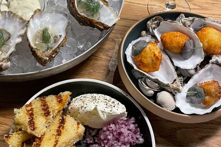 Dining 42 of 73