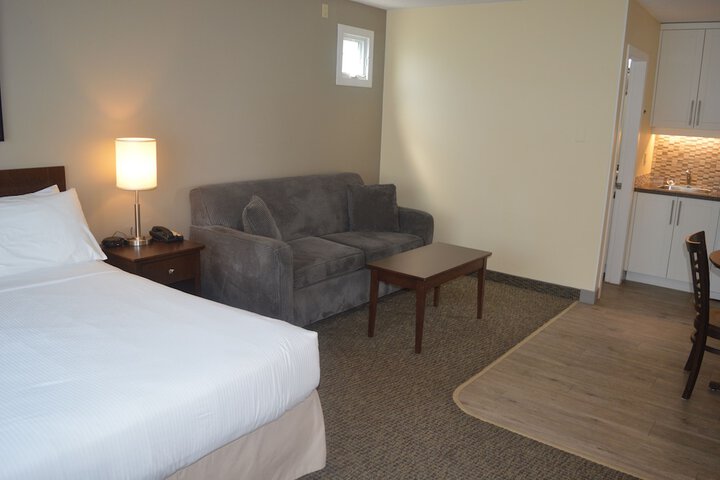 Room 43 of 82