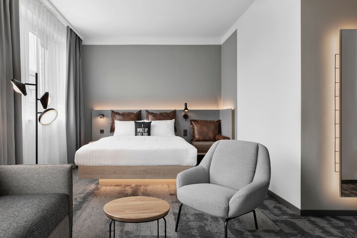 Room 19 of 56