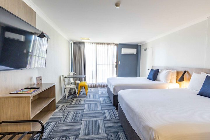 Room 15 of 91
