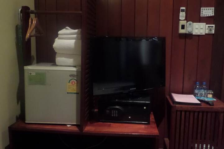 Room 8 of 57