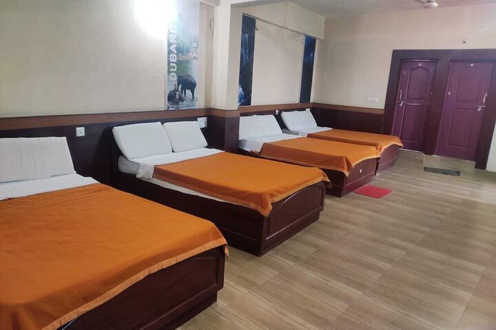 Room 12 of 21