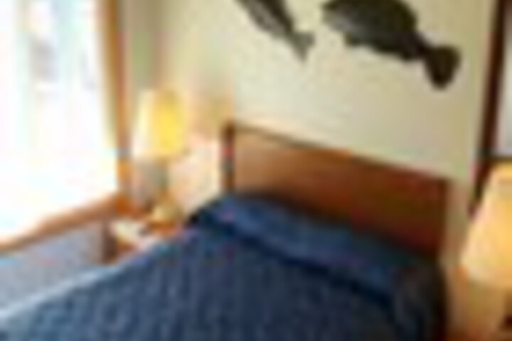 Room 11 of 123