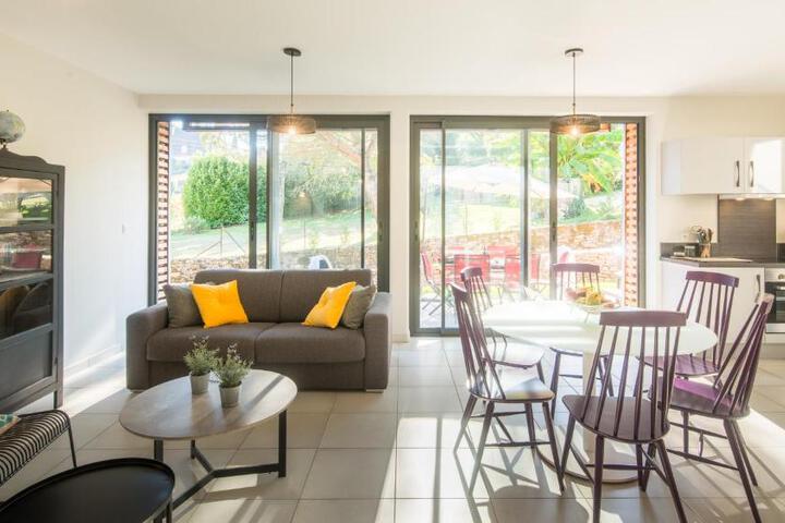 General 4 of 20