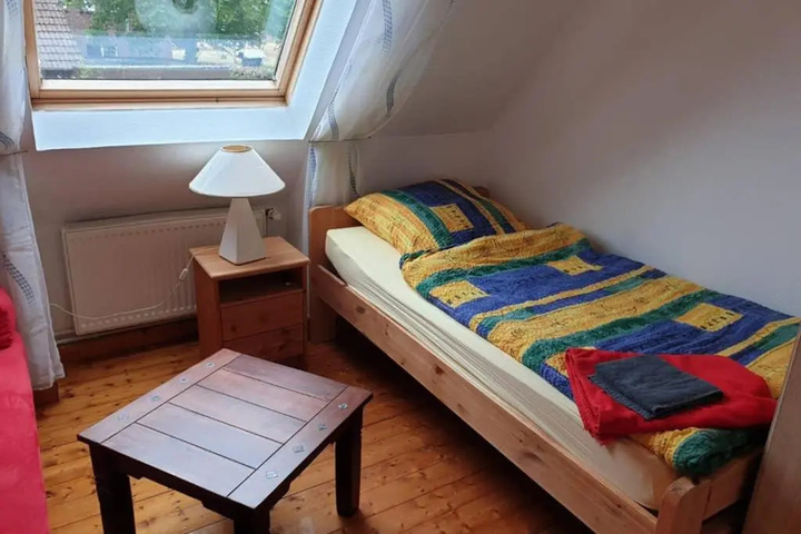 Room 2 of 14