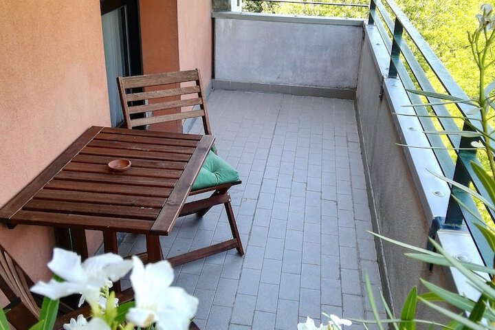 Terrace/Patio 2 of 4