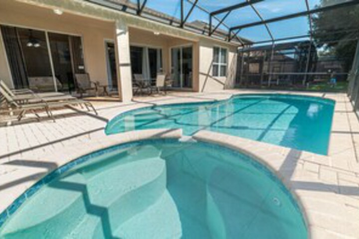 Pool 19 of 38