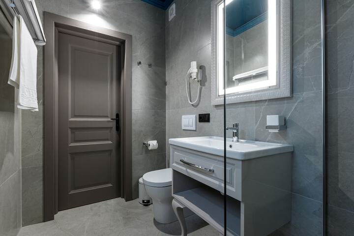Room 46 of 70