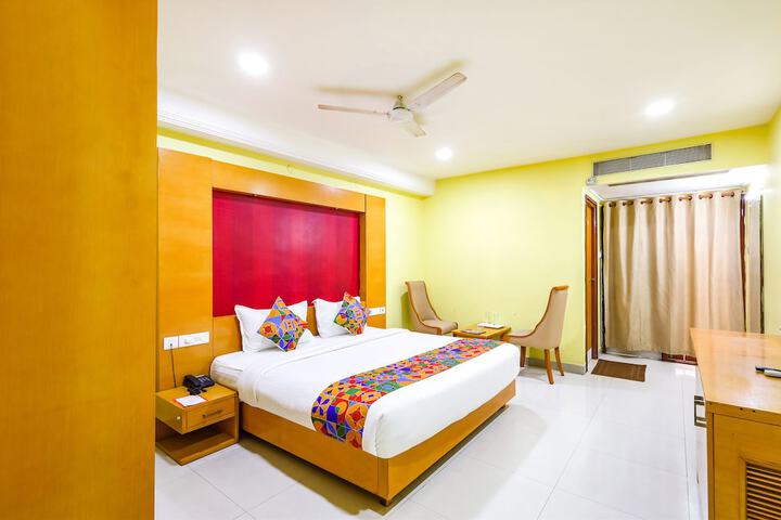 Room 9 of 35
