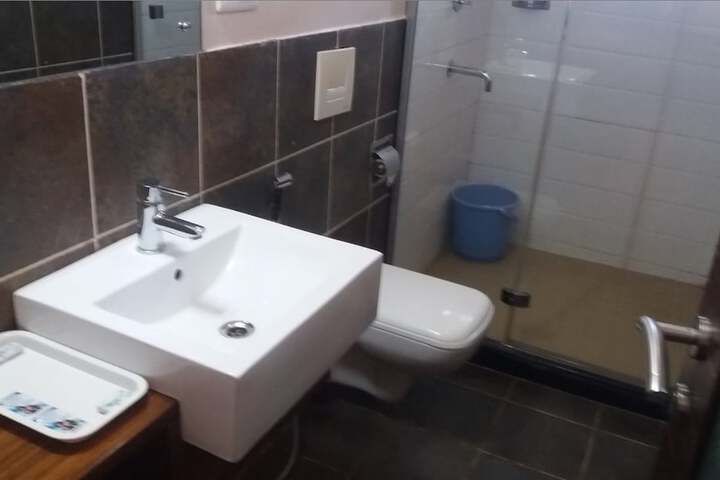 Room 16 of 26