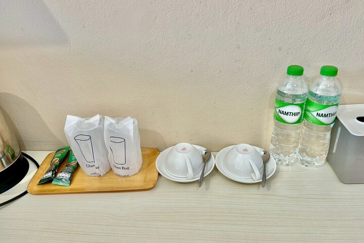 Breakfast/Coffee Service 26 of 56