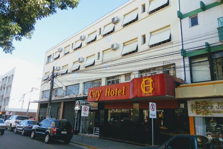 City Hotel PF