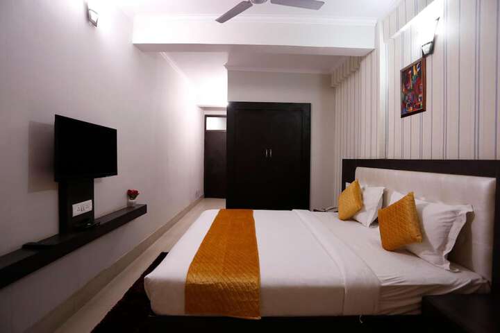 Room 19 of 46