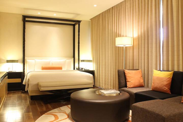 Room 5 of 50