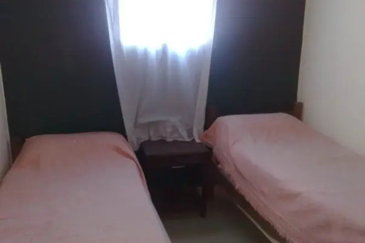 Room 4 of 25
