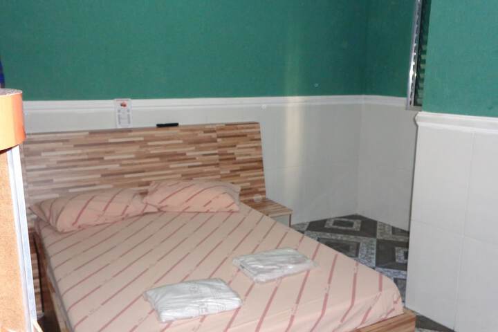 Room 6 of 52