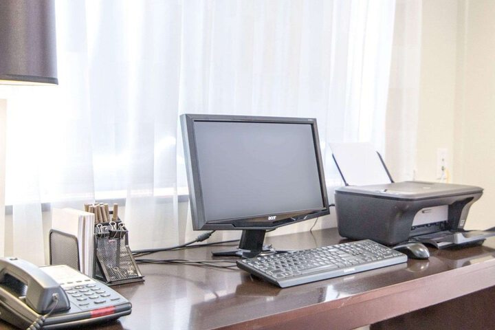 Business Center 24 of 29