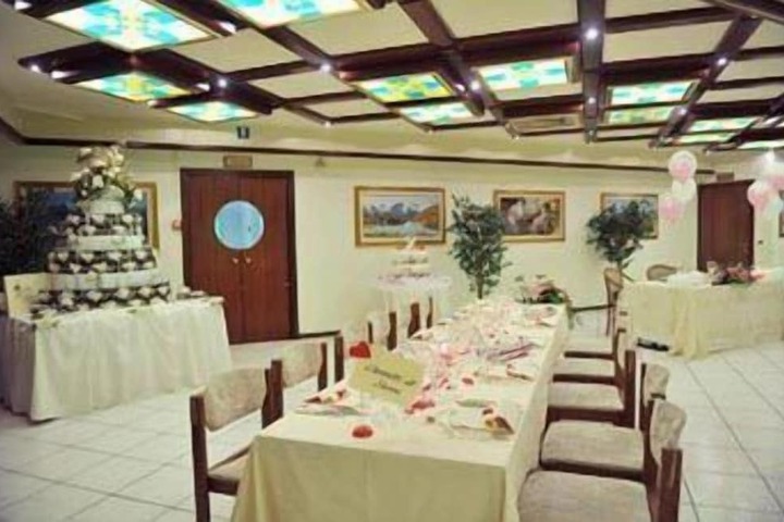 Wedding/Banquet 23 of 34