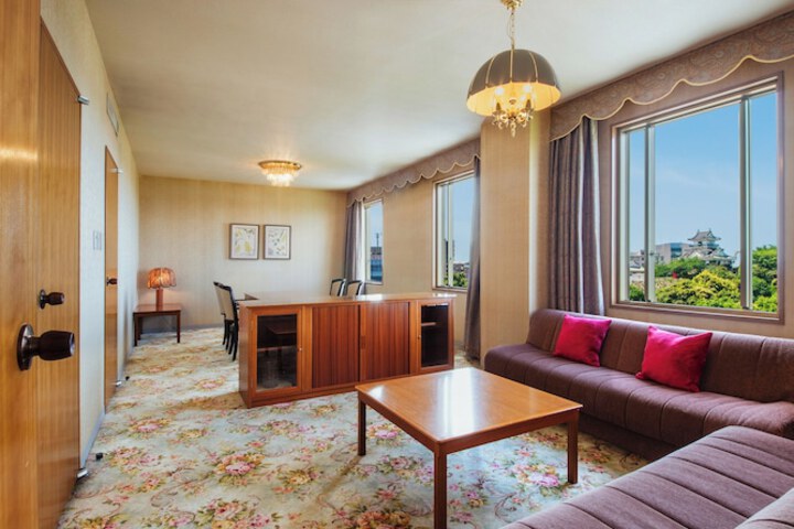 Room 17 of 73