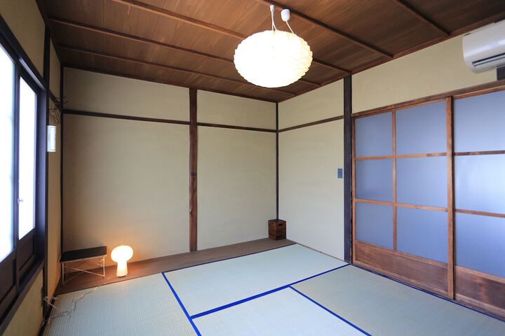 Room 7 of 33