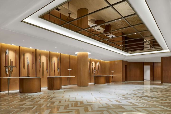 Hotel Interior 6 of 129