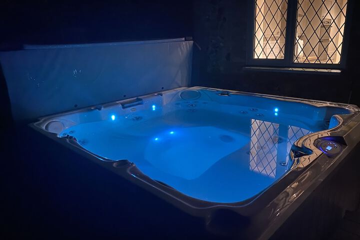Pool 88 of 124