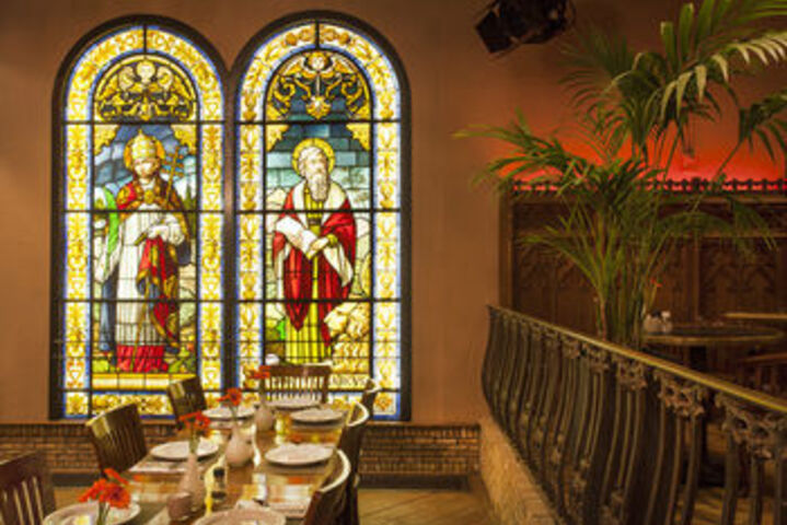 Dining 62 of 67