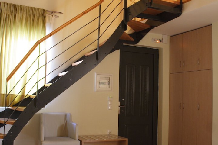Room 9 of 64
