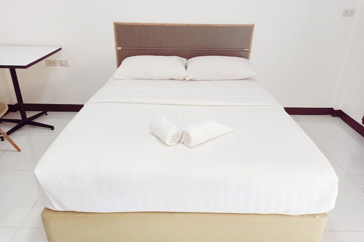 Room 8 of 29