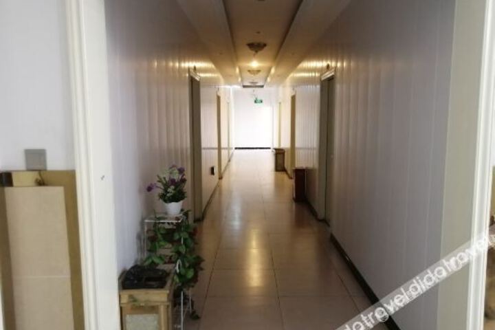 Hotel Interior 6 of 21