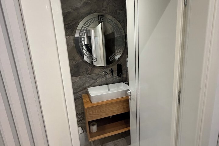 Room 30 of 56