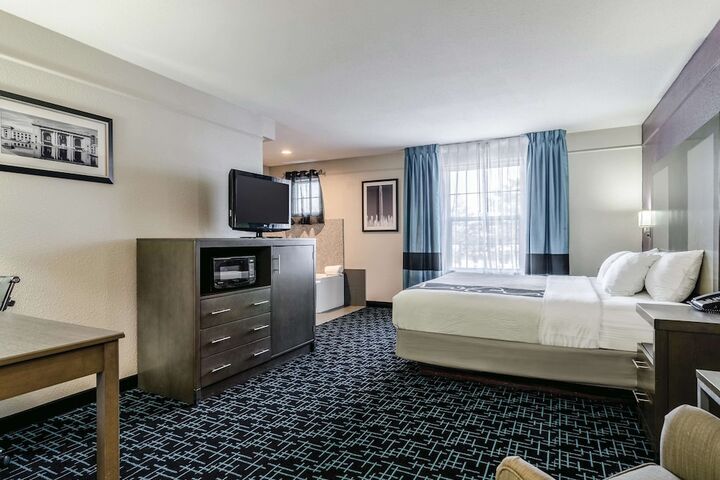 1 King Bed Mobility Accessible (11 of 22)