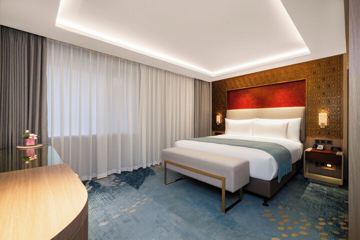 Room 14 of 50