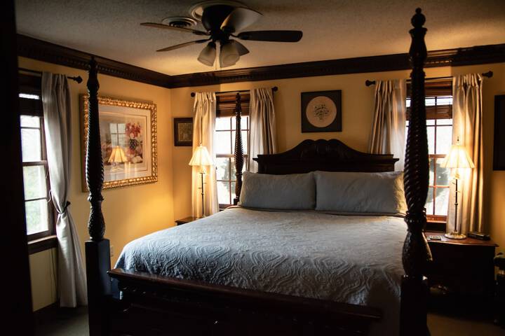 Room 6 of 35