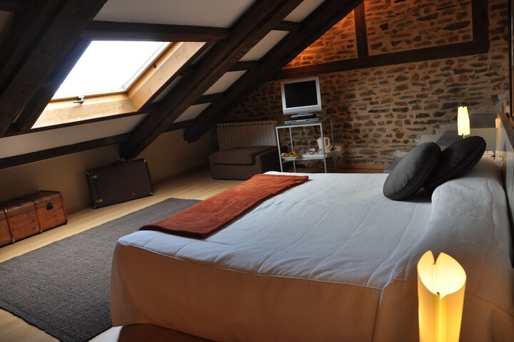 Room 4 of 60