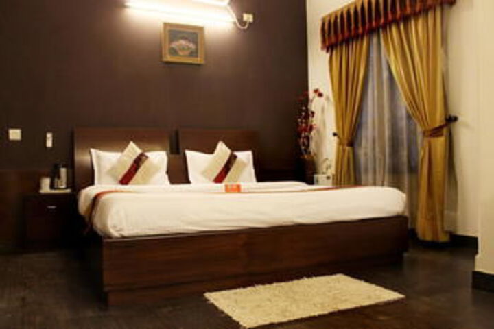 FabHotel Dee Novo Phase 1