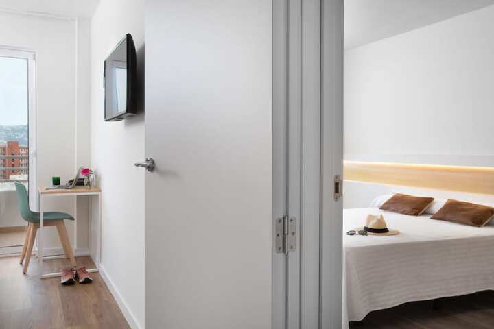 Room 14 of 129
