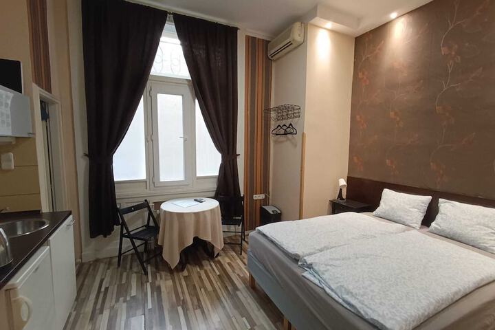 Room 15 of 55