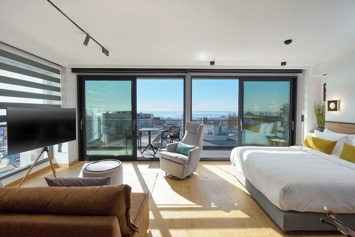 Room 73 of 113